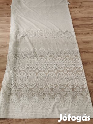 Fehér függöny  hosszú 