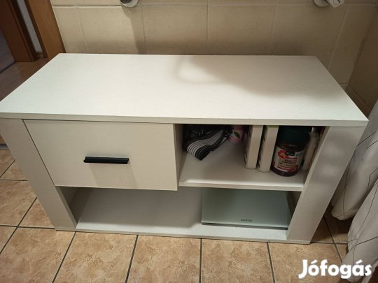 Fehér fürdőszobai komód/szekrény