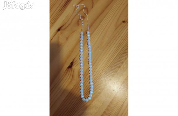 Fehér gyöngynyaklánc, felfűzött