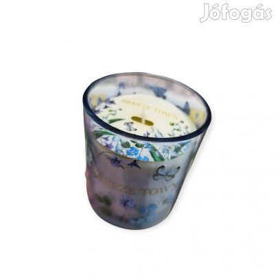 Fehér illatgyertya liliom illattal üvegpohárban 7×8 cm