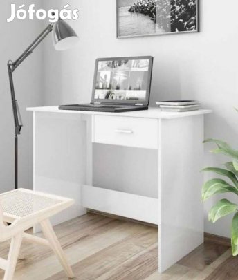 Fehér íróasztal