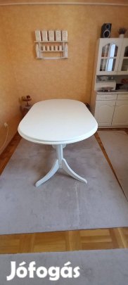 Fehér kihúzhatós fa étkezőasztal eladó!