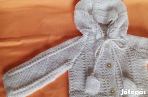 Fehér kötött baba szett ( pulóver+nadrág) 86-os
