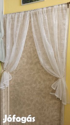 Fehér madár mintás ajtófüggöny