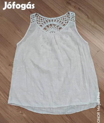 Fehér női csipkés tunika