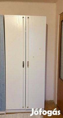 Fehér szekrény