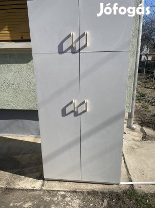 Fehér szekrény polcos-akasztós 20000 ft