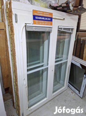 Fehér színű fa ablakok 117×151(+7)