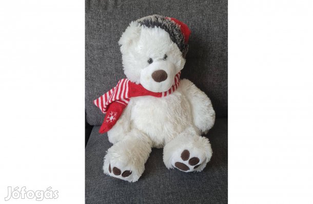 Fehér szőrme maci sállal