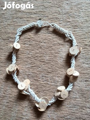 Fehér több soros gyöngy bizsu nyaklánc