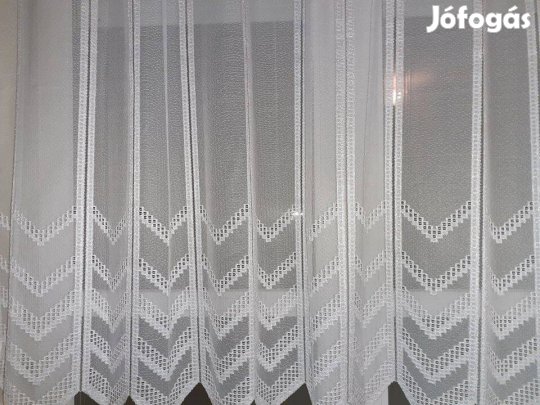 Fehér vitrázsos függöny (275m x 95 cm)