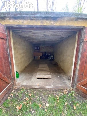 Fehérváron kiadó garázs