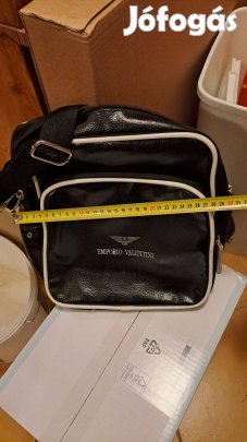 Fekete Emporio Valentini táska, új állapotban eladó