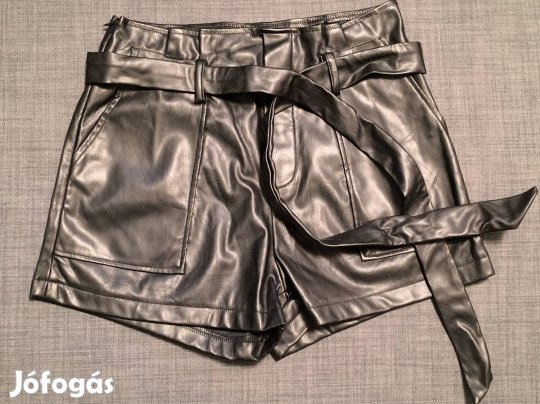 Fekete PU rövid nadrág 