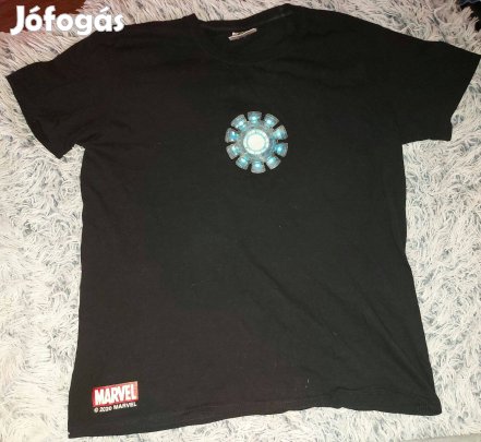 Fekete Vasember ívreaktor szimbólumos felső, Új