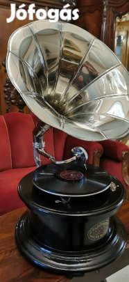 Fekete & Króm Eleganciájú Gramofon - Letisztult Modern Klasszikus