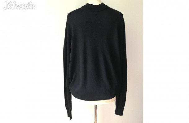Fekete, merino gyapjú, finom kötésű, elegáns, férfi pulóver L-es