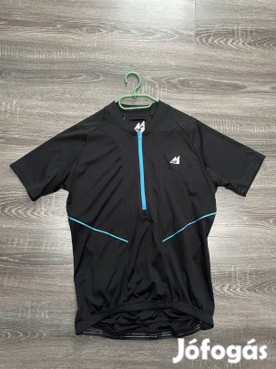 Fekete a+ kerékpáros mez 