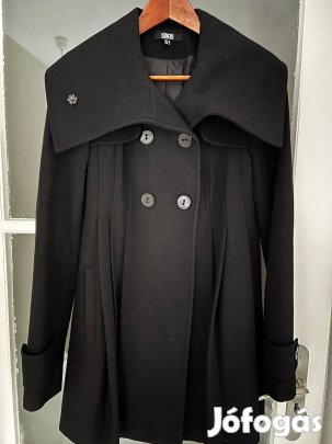 Fekete asos gyapjúkabát