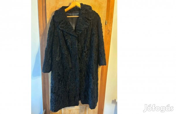 Fekete bárány téli kabát Eladó!