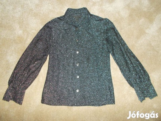 Fekete blúz, ezüstszálas