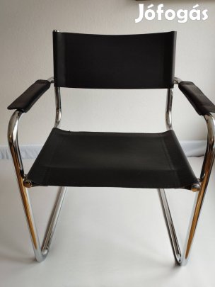 Fekete bőr, króm vázas, karfás szék (bauhaus)