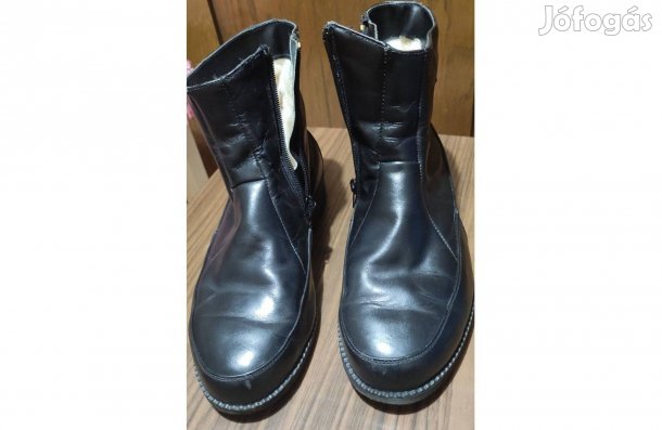 Fekete bőr férfi bokacsizma zipzáros 41-es