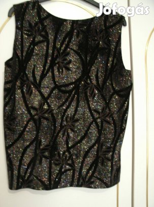 Fekete csillogós top.M/L méretben Mellb.:106, hossza:63 cm