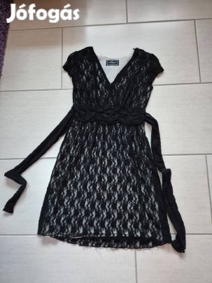 Fekete csipke ruha clocke house