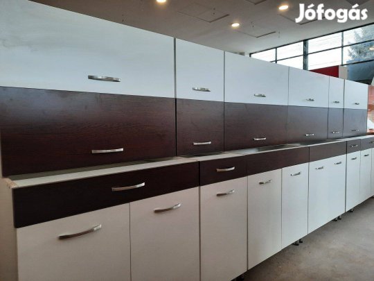 Fekete-fehér matt konyhabútor, akár bontva is (AN150)