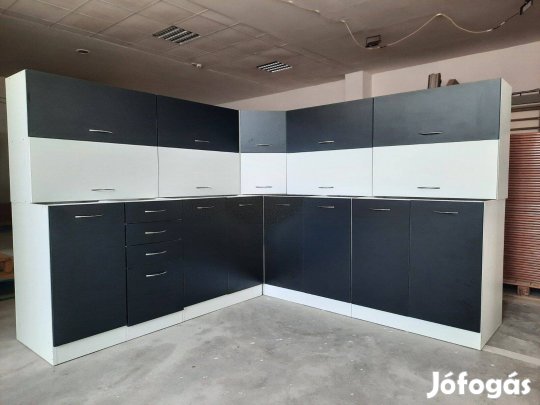 Fekete-fehér matt konyhabútor, akár bontva is (AR148)