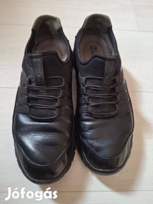 Fekete férfi bőrcipő 42-es