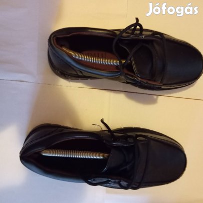 Fekete férfi cipő 