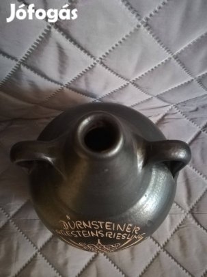 Fekete kerámia kancsó,18 cm magas különleges,hibátlan!/76