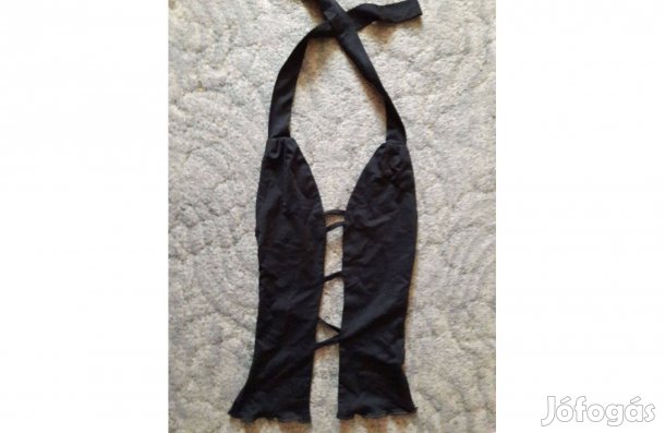 Fekete kivágott xxs top