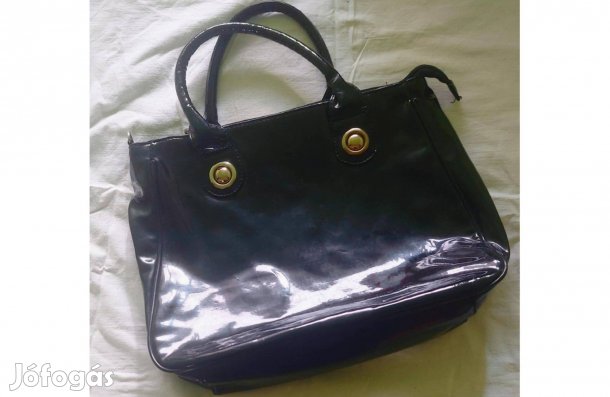Fekete lakk női táska