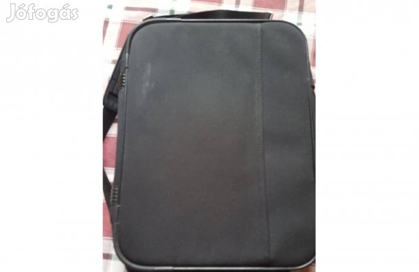 Fekete laptop táska