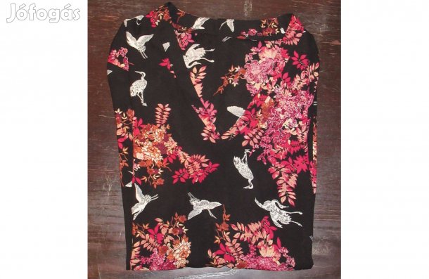 Fekete lila virágos madaras blúz S/M