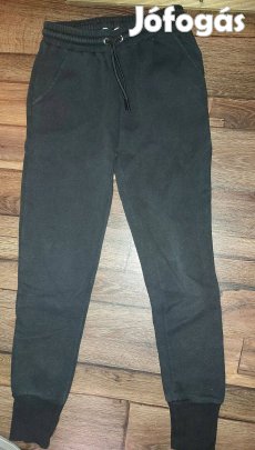 Fekete melegítőnadrág, szabadidőnadrág