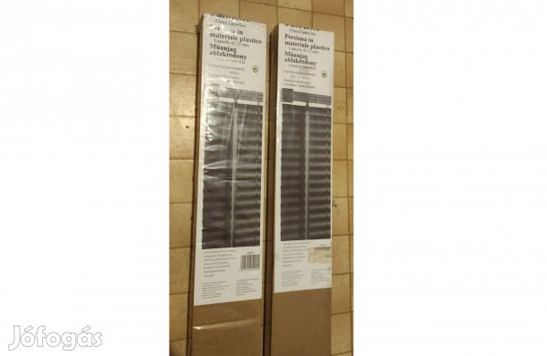 Fekete műanyag redőny szett 2 db