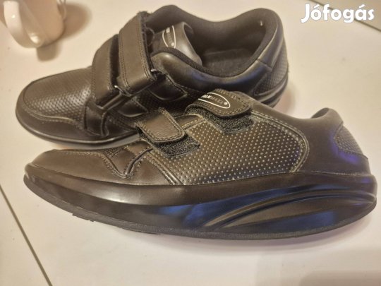 Fekete női Walkmaxx cipő