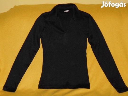 Fekete női galléros póló, elegáns, csinos. Evelin márka. S-es