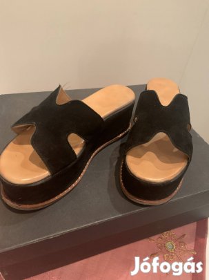 Fekete platform papucs 40- es