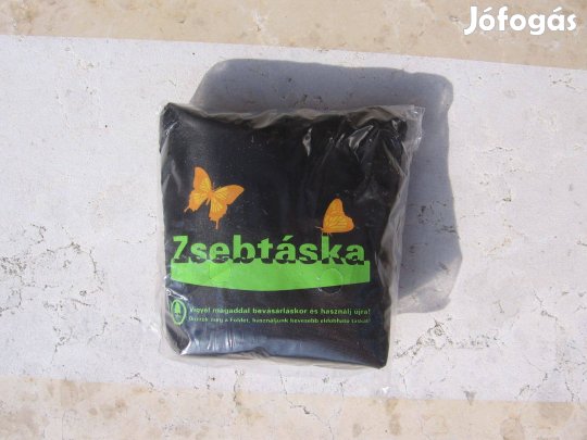 Fekete polyester zsebtáska