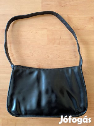 Fekete retikül válltáska