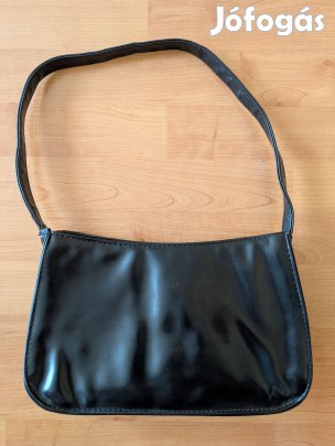 Fekete retikül válltáska