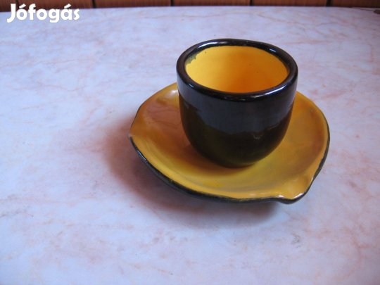 Fekete-sárga dohányzó szett