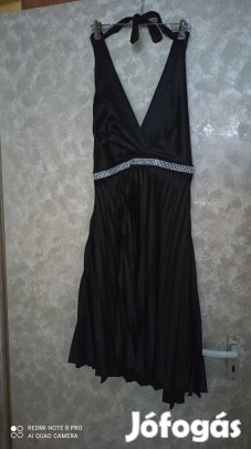 Fekete selyem szatén Marilyn Monroe stílusú pliszírozott ruha M-es