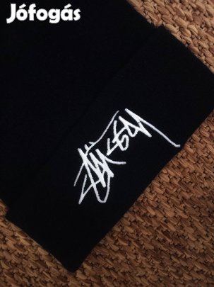 Fekete stüssy sapka