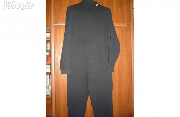 Fekete színű 100% pamut cipzáras kezeslábas overal aláöltözet